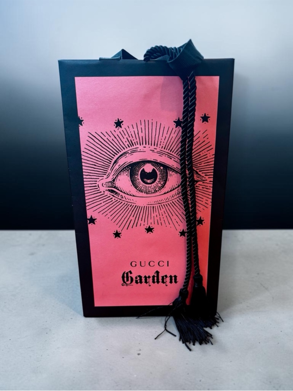Rare Gucci Garden Gift Bag with Corded Tie